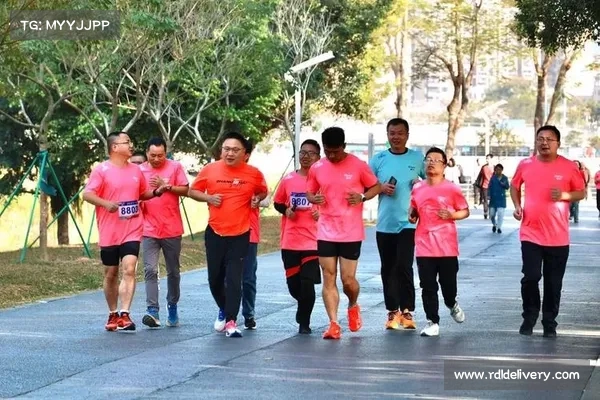 家庭欢乐跑携手奔向幸福未来共创美好生活路 家庭欢乐跑携手奔向幸福未来共创美好生活路
